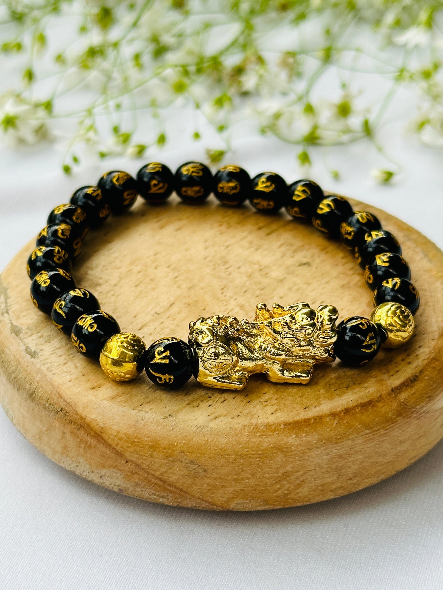 Finance & Wealth Enhancer: Feng shui Black Obsidian with Pixu Bracelet - Abhimantrit & Certified